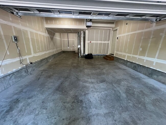 Building Photo - 20744 SW Sister Ln