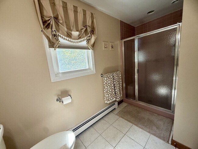 Building Photo - 51 Wildwood Ln
