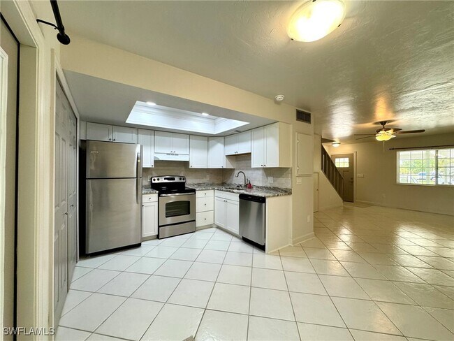 Building Photo - 16080 Dublin Cir