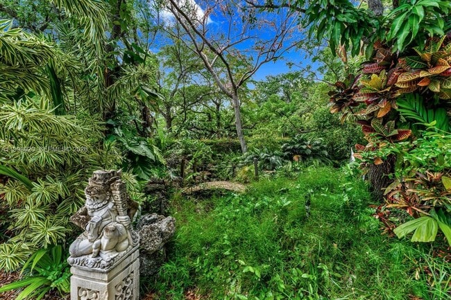 Building Photo - 186 Edgewater Dr