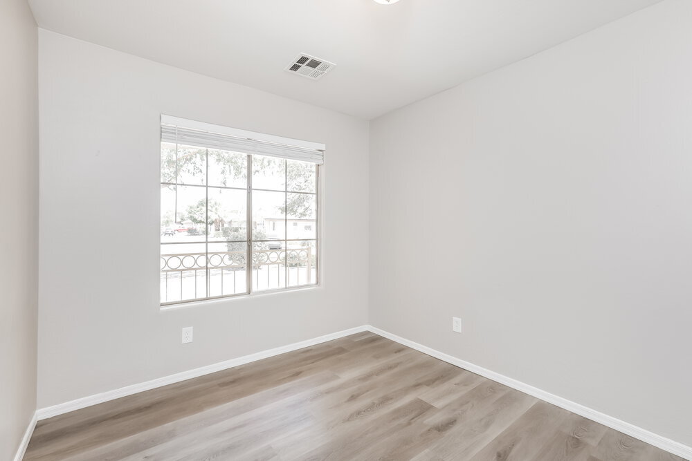 Building Photo - 2224 S 83rd Ln