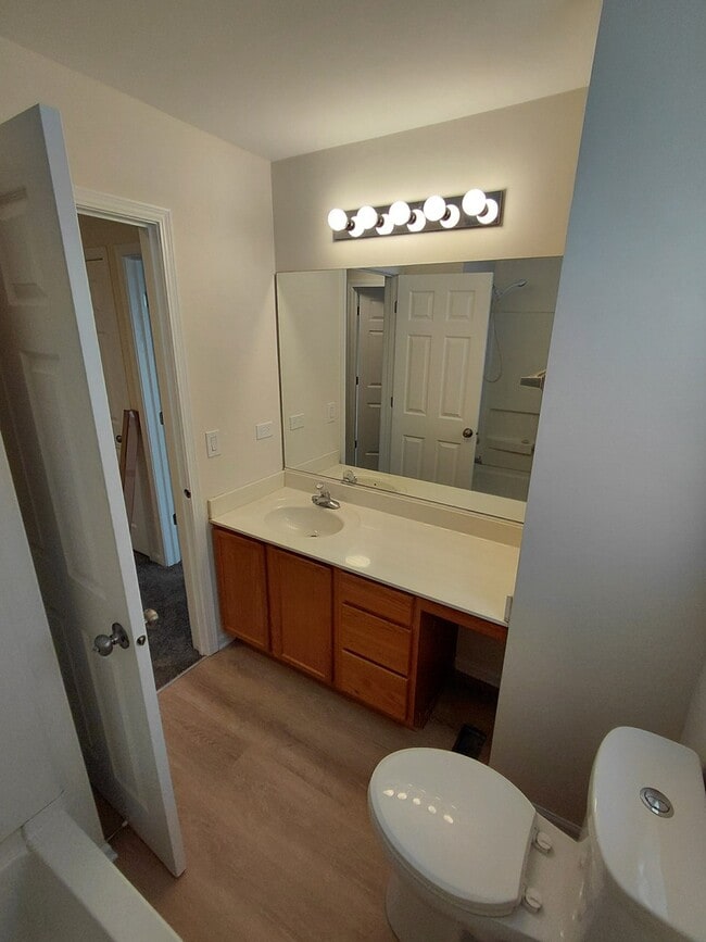 Building Photo - 7214 Bradley Dr