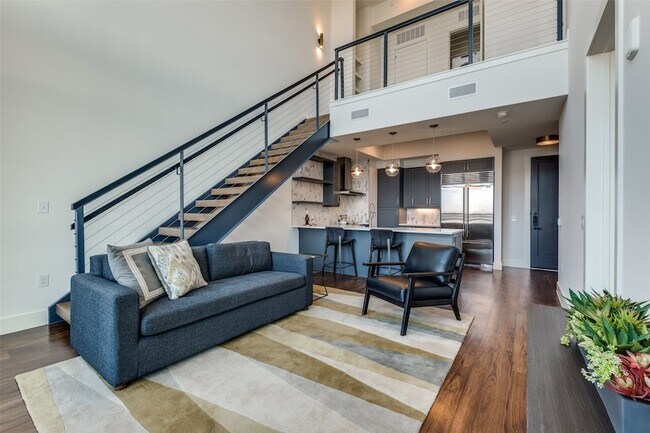 Building Photo - 3611 Congress Ave