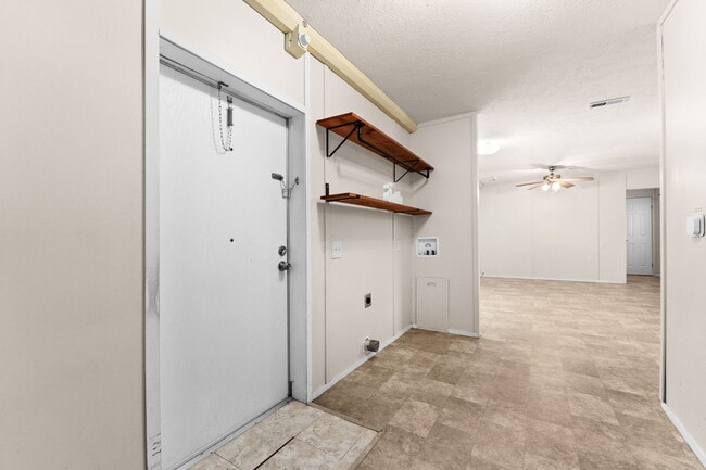 Building Photo - 1110 Indian Trail