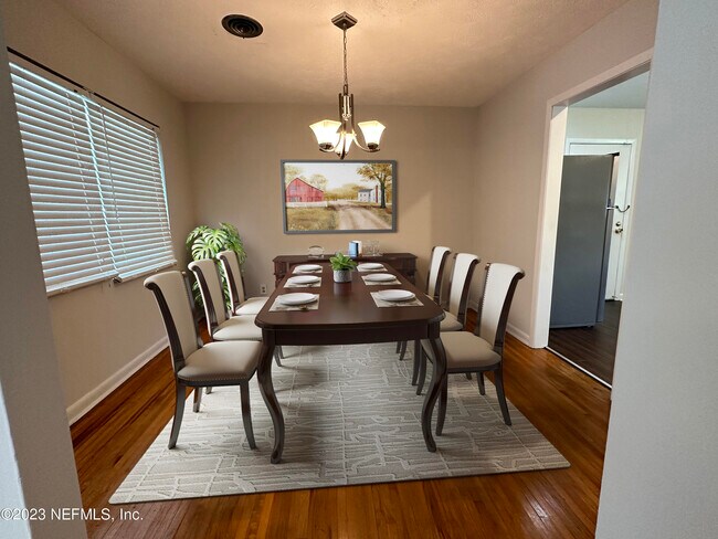 Building Photo - 5093 Ortega Cove Cir