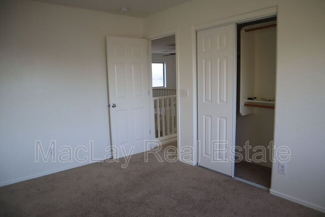Building Photo - 35161 N Bandolier Dr