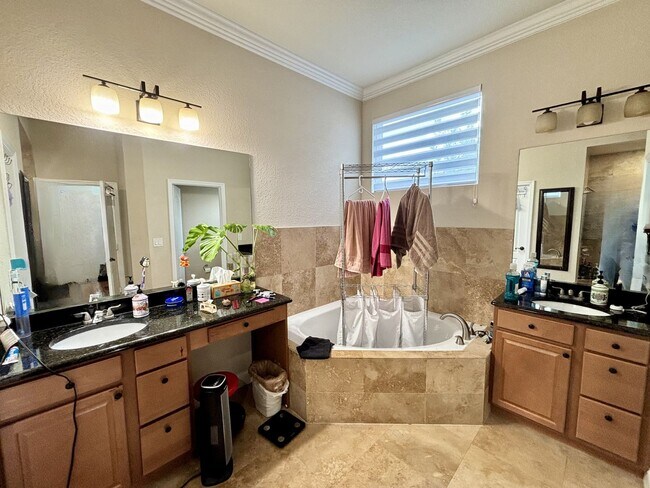 Building Photo - Belmont Community | 5 Bedroom | 3.5 Bath  — Move-In Ready July 2026