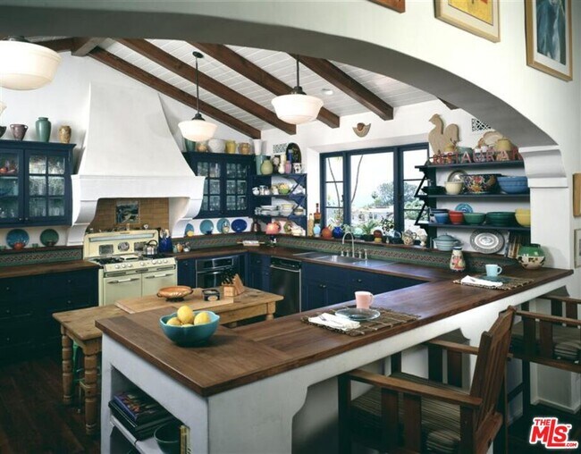 Building Photo - 242 Mabery Rd