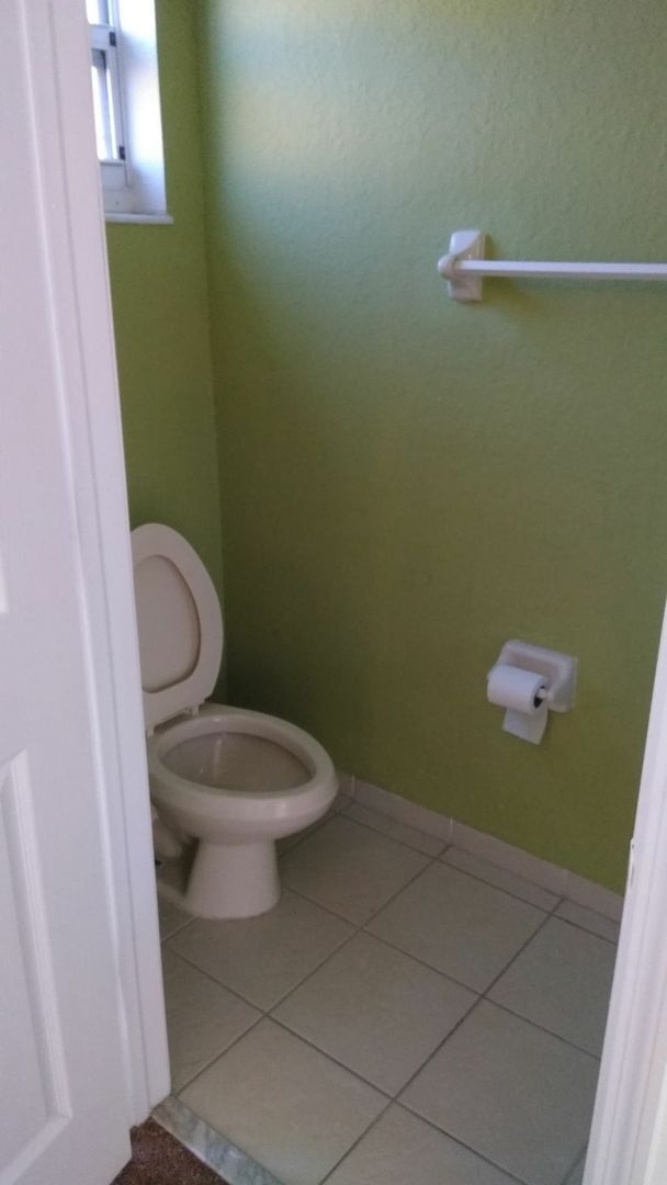 Building Photo - 965 SW 6th Ct
