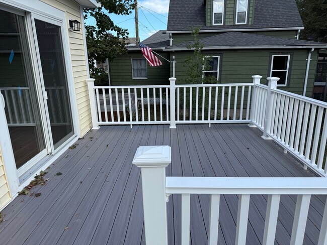 Building Photo - 63 Sachem St