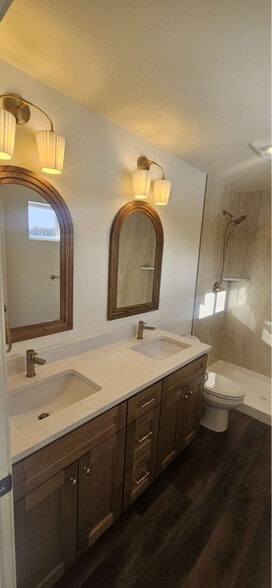 Building Photo - 5013 W Sassy Ave