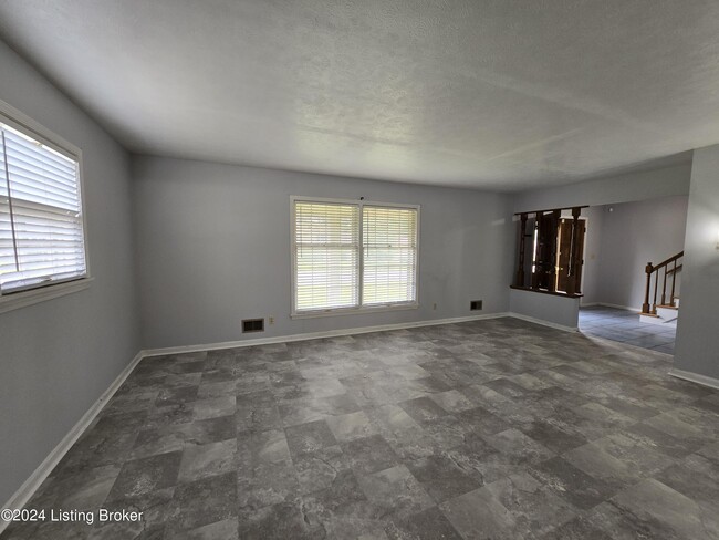 Building Photo - 4515 Lambert Rd