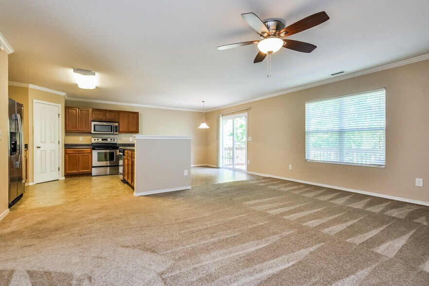 Building Photo - 3121 Varcroft Rd