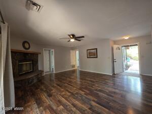 Building Photo - 5240 S 28th Pl