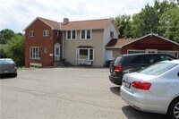 Building Photo - 995 Brodhead Rd