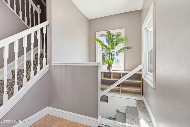 Building Photo - 644 Ocean Ave