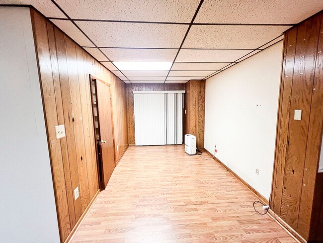 Building Photo - 3502 Old Jones Rd