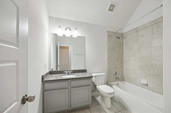 Building Photo - 16346 Hillside Garden Ln