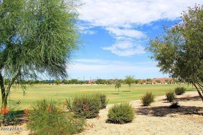 Building Photo - 2870 S Nebraska St