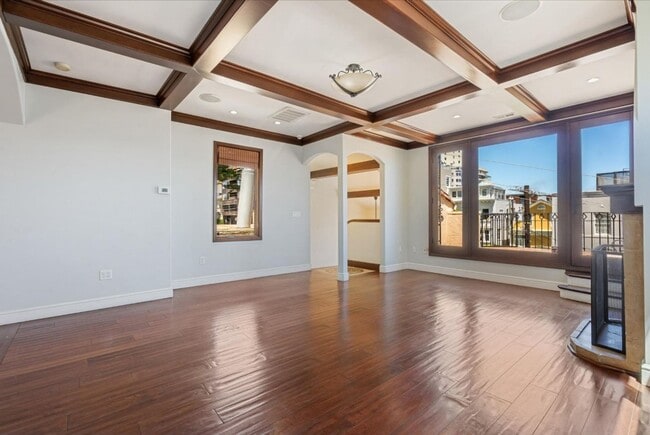 Building Photo - 1127 Filbert St