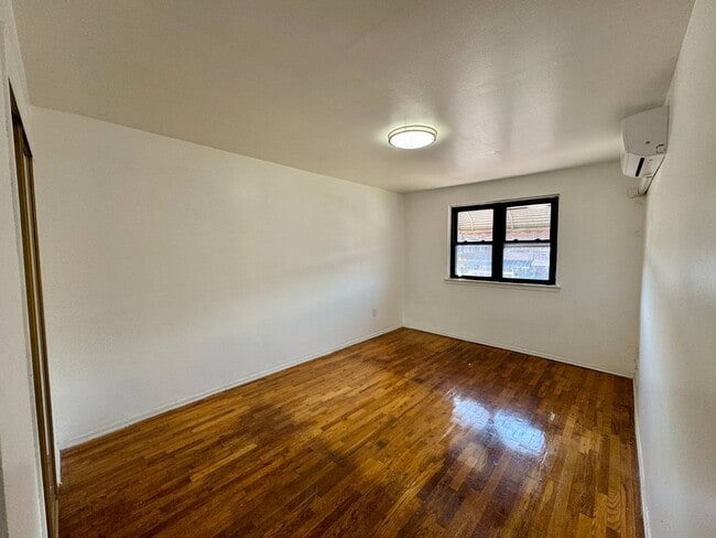 Building Photo - 436 Olmstead Ave