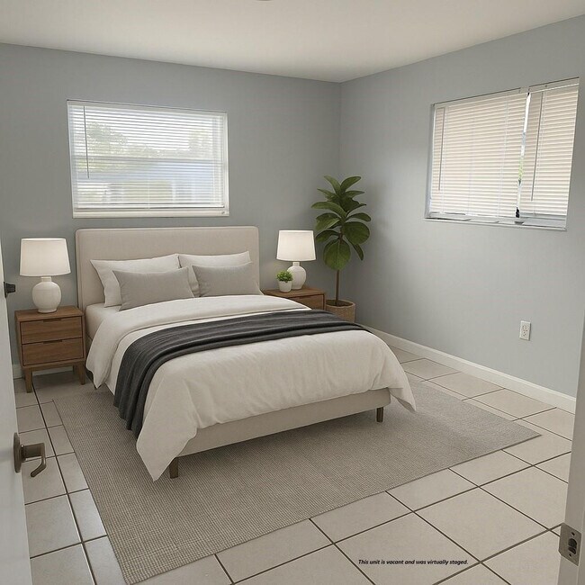 Building Photo - 7221 Venetian St