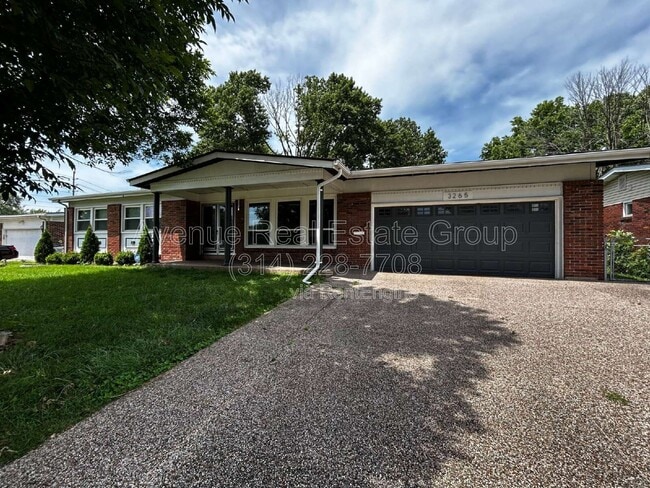 Building Photo - 3265 Hermoso Dr