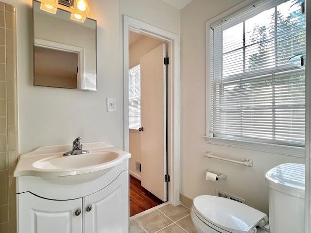 Building Photo - 4804 Springfield Dr