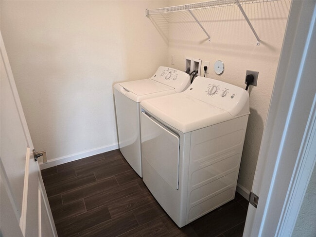 Building Photo - 874 Bent Creek Dr