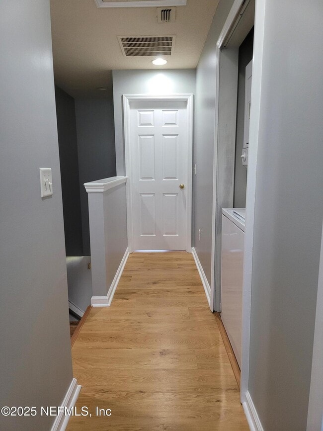 Building Photo - 1491 Fieldview Dr