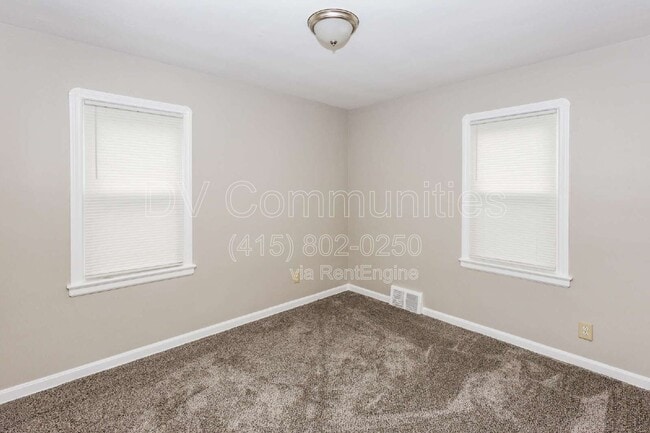 Building Photo - 19001 Nitra Ave