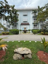 Building Photo - 1150 Madruga Ave