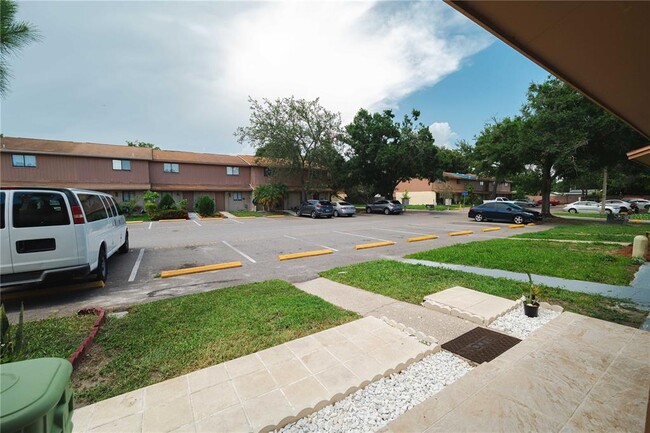 Building Photo - 4008 Pine Limb Ct