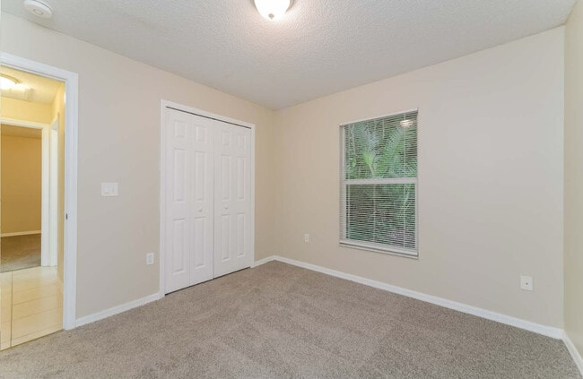 Building Photo - 920 W Lake Cannon Dr NW