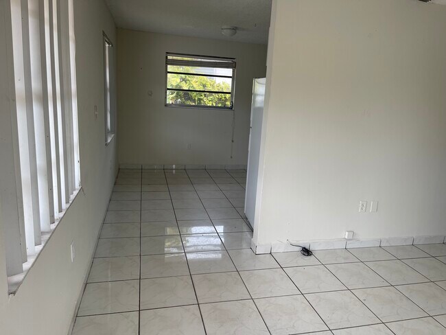 Passage to kitchen - 3500 SW 24th St