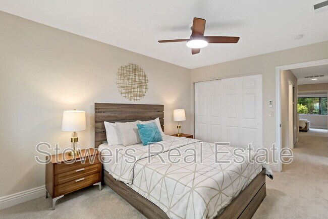 Building Photo - 17716 Columbia Dr