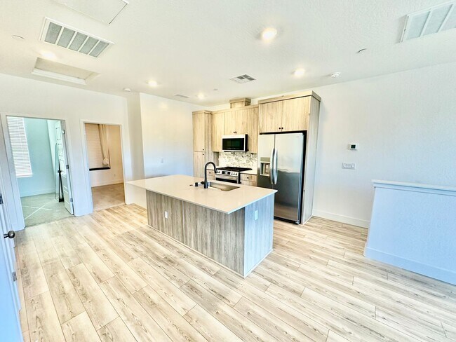 Building Photo - Newly Built Clovis 3/2