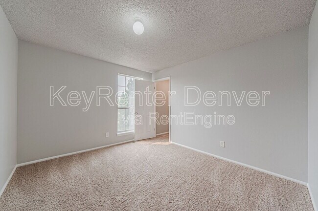Building Photo - 4560 Eureka Ct