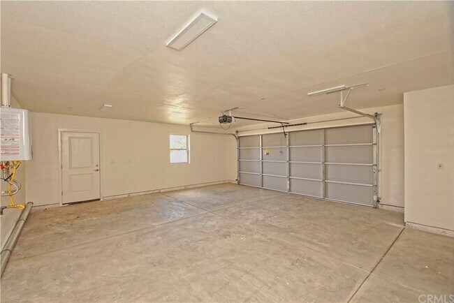Building Photo - 8435 Buena Vista Ave