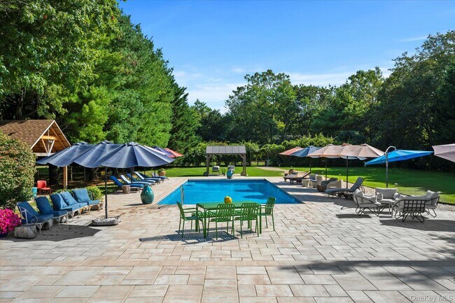 Building Photo - 525 S Harbor Rd