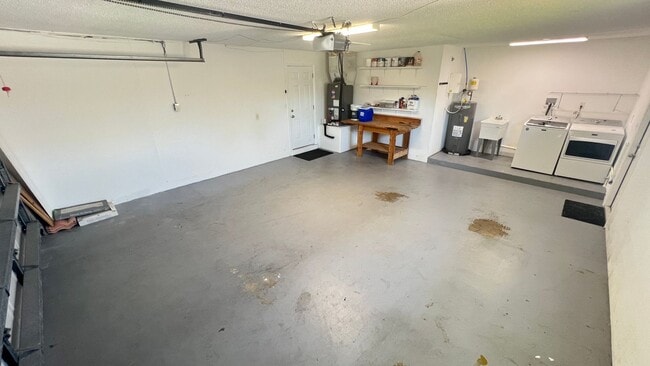 Building Photo - IMMACULATE 4 Bedroom, 2 Bathroom Home in Cocoa Beach!! ONLY MINUTES from the Beach!! (Lawn Care I...