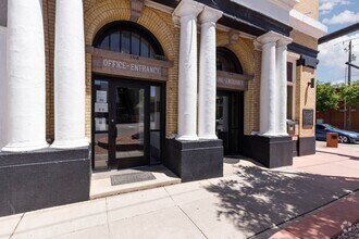Building Photo - Vintage Vault Propeties LLC