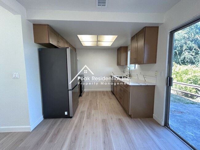 Building Photo - 6328 Bonham Cir