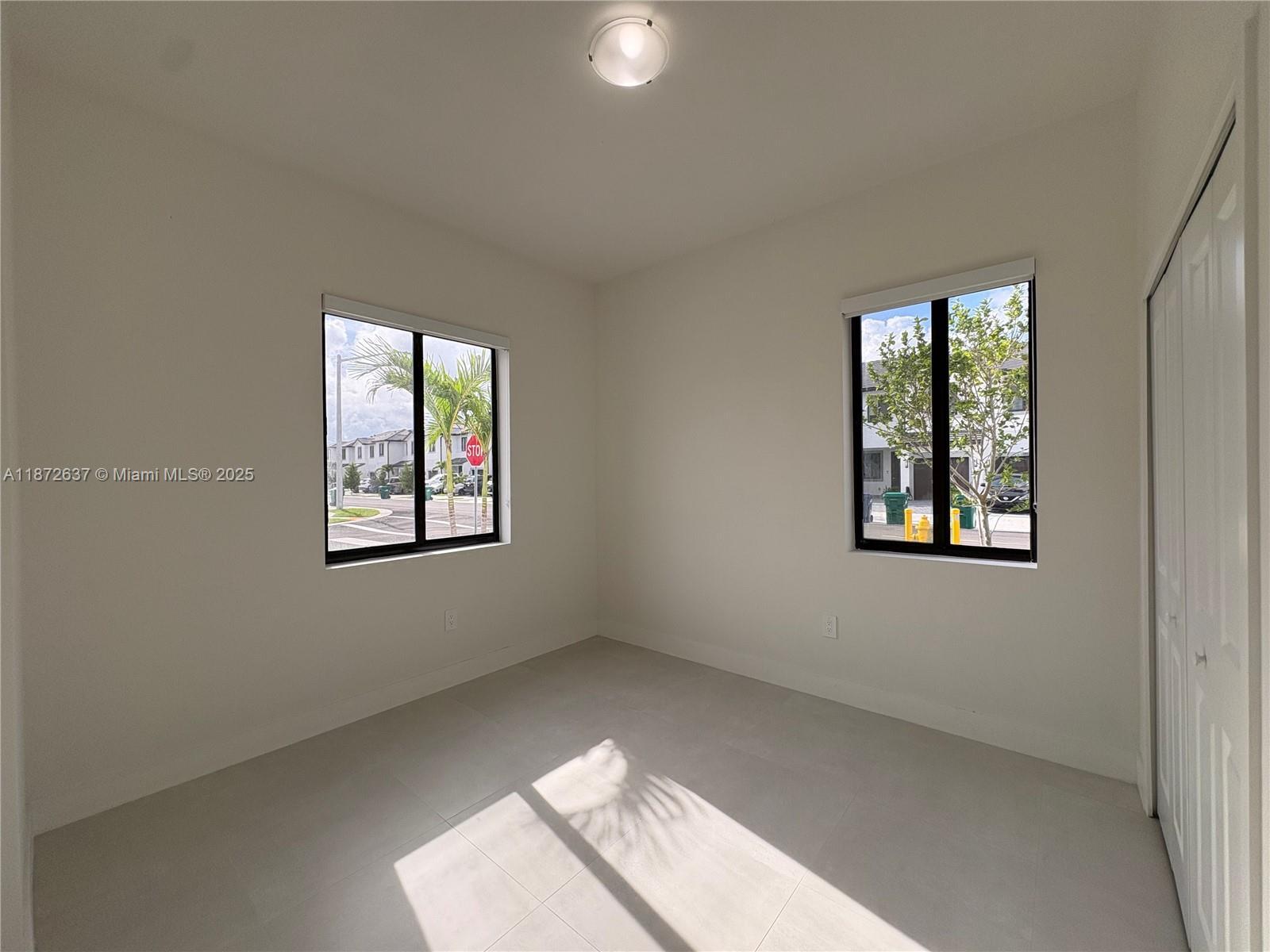 Building Photo - 34530 SW 190th Ave