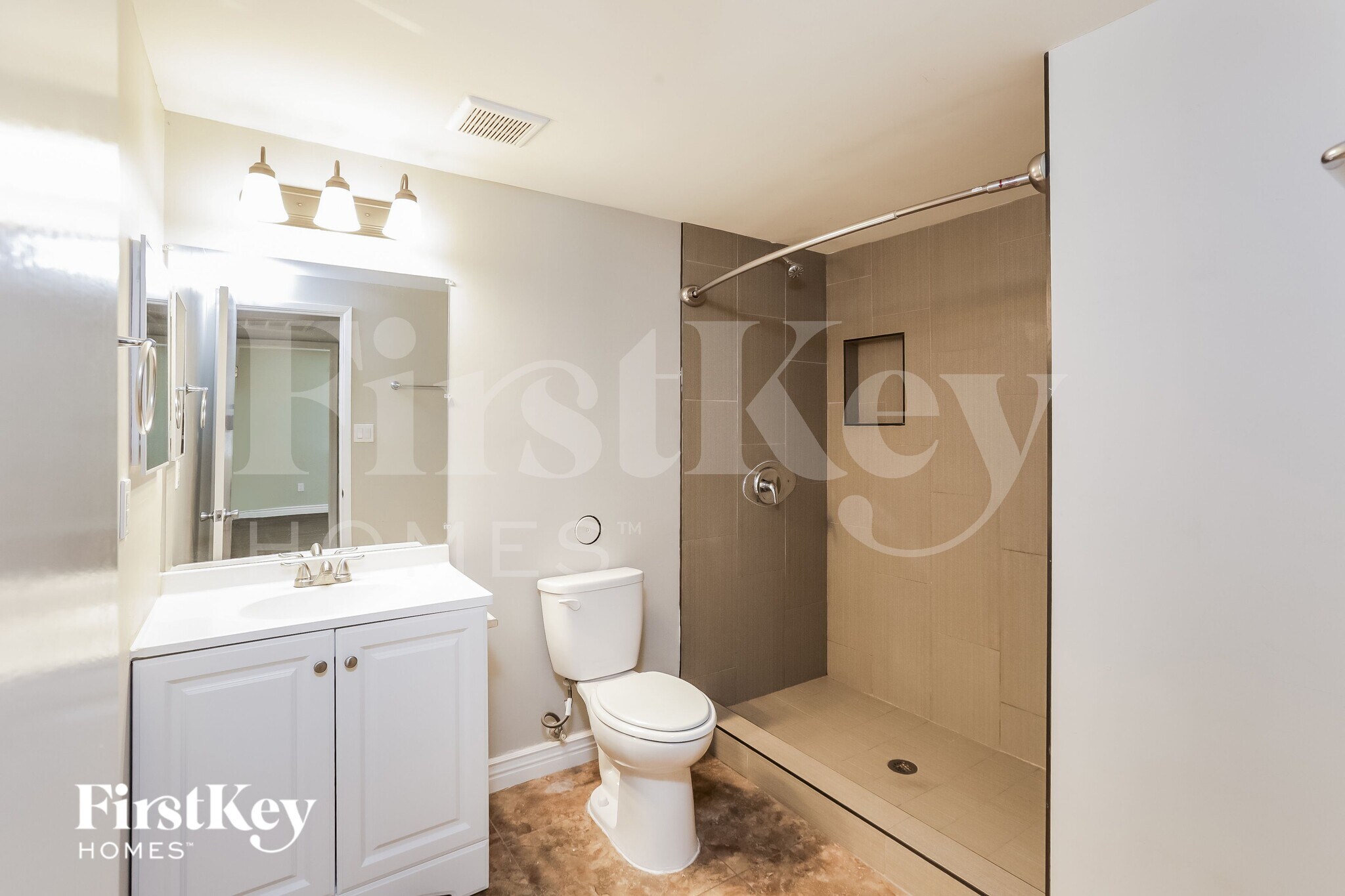 Building Photo - 13032 N 37th Way