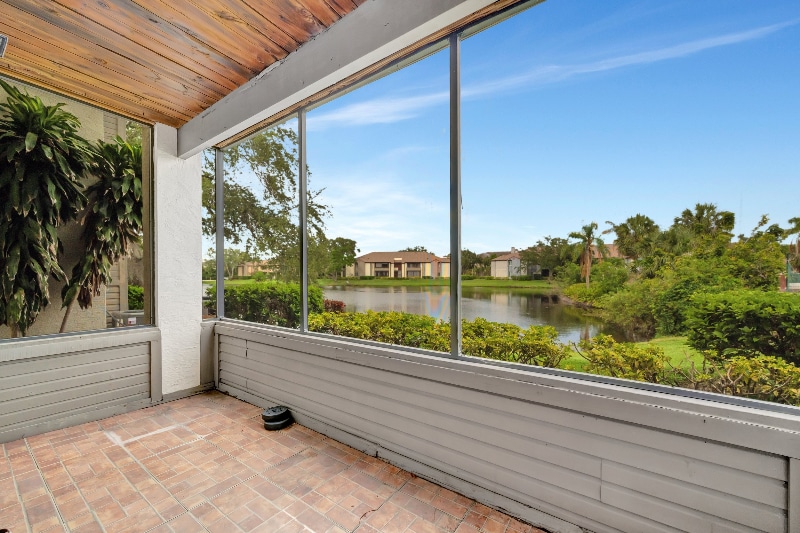 Building Photo - 10265 Gandy Blvd N