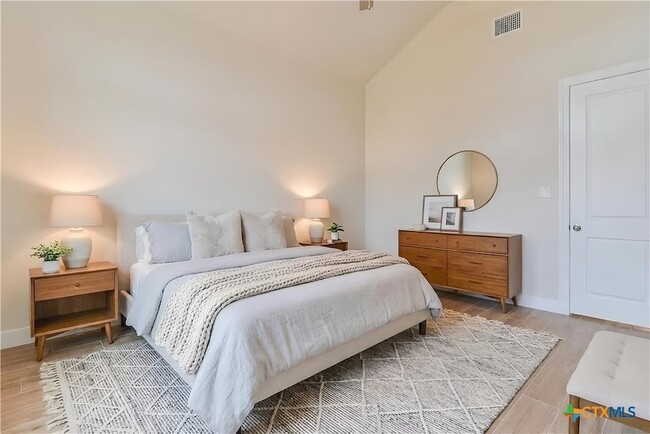 Building Photo - 1406 Prospect Cir