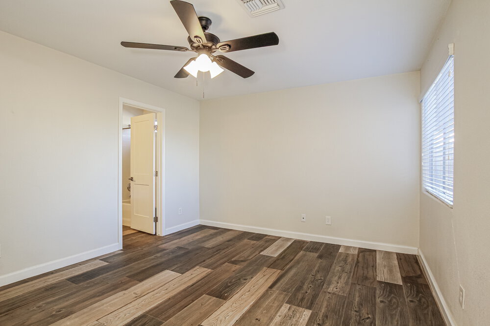 Building Photo - 2902 W Irma Ln