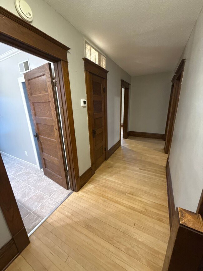 Building Photo - NSP-139/141 6th St NW