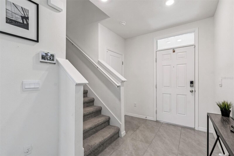 Building Photo - 5667 Chorleywood Ln